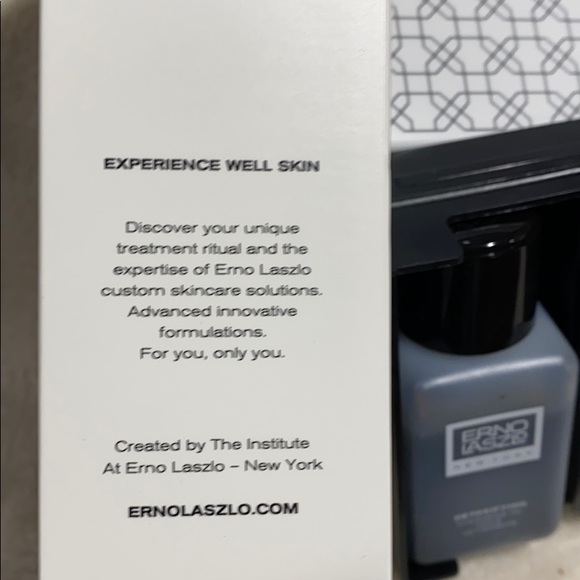 Erno Laszlo exfoliate & detox cleansing set NIB - Picture 7 of 8